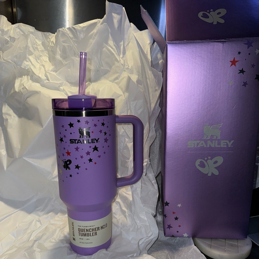 Olivia Rodrigo x Stanley 40oz. LE tumbler